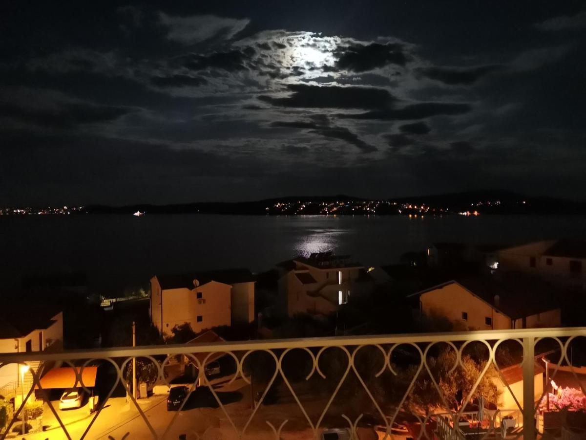 Villa Kairos Donji Seget Buitenkant foto