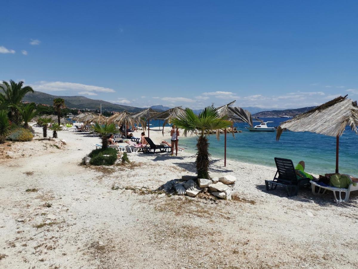 Villa Kairos Donji Seget Buitenkant foto