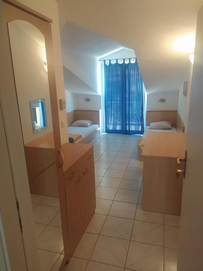 Villa Kairos Donji Seget Buitenkant foto