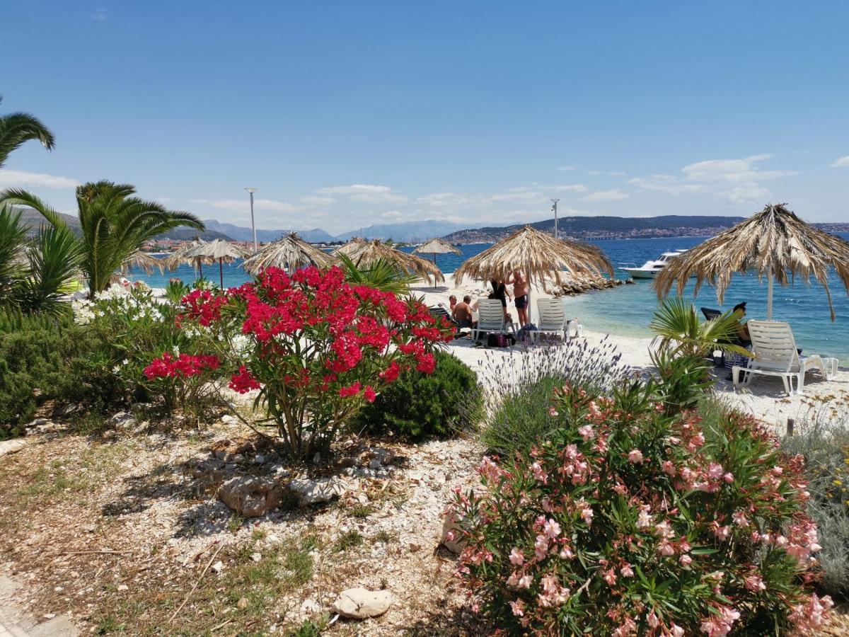 Villa Kairos Donji Seget Buitenkant foto